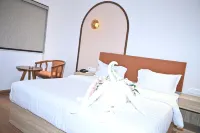 The 7th Heaven Resort Hotels in Satna