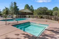 Best Western Pine Springs Inn Hotels in Ruidoso Downs