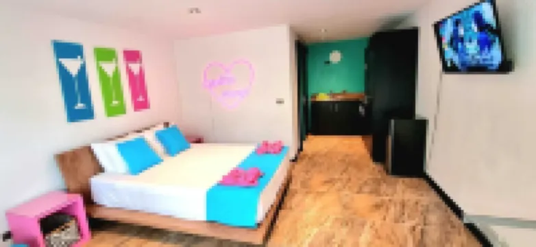 Cool Jungle Casita with pool and A/C 住宿飯店