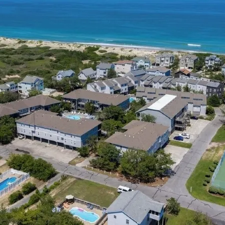 Corolla Oceanside Condo Just Steps from the Beach - Sleeps 6