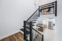 Charming, Cozy, Family Friendly - Close to Downtown/Sponge Docks/Beaches/Trails