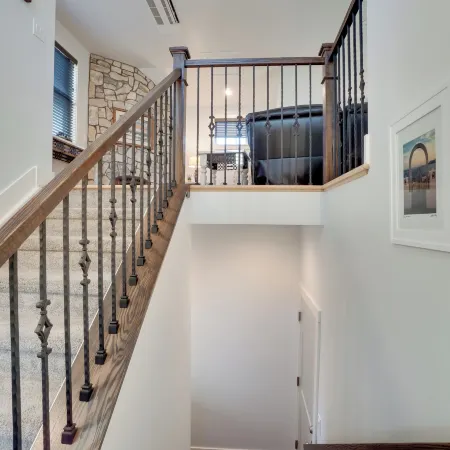 2 Mi to Town: Castle Rock Retreat w/ Fireplace!