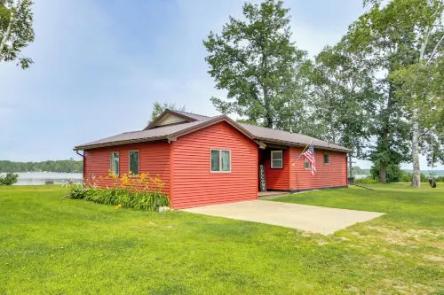 Boat Dock & Launch: Family Cabin on Prairie Lake!