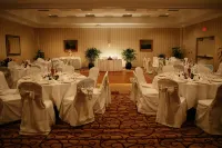 DoubleTree by Hilton Charlotte Airport