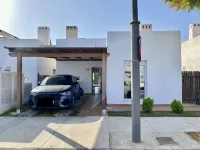 Lovely Villa in  Golf Resort, Private Pool, South Facing, Golf View, Security