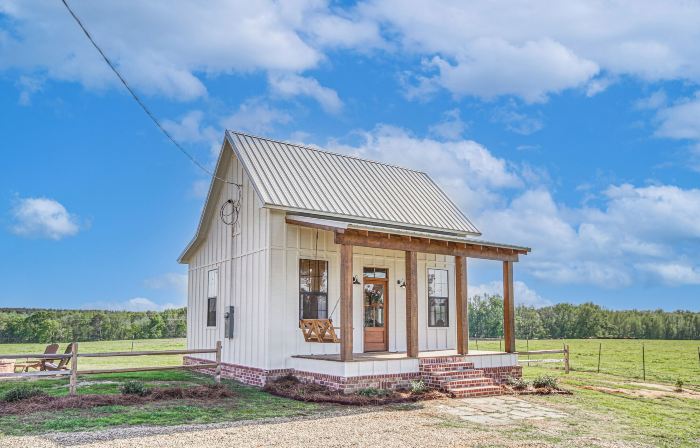 Contrell Cottage on Farm w/ Peaceful Views