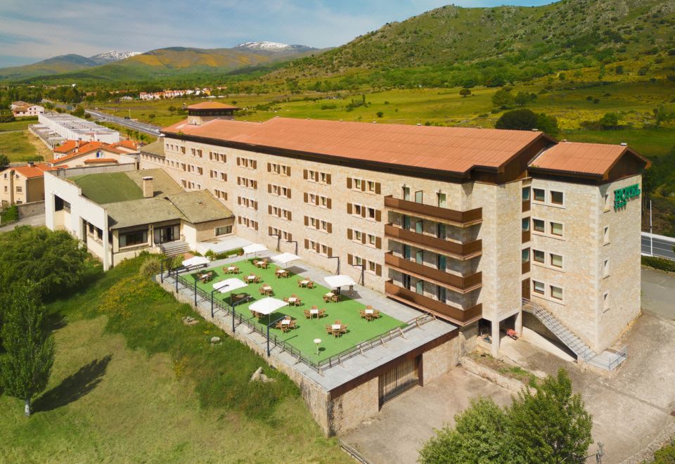 hotel overview picture