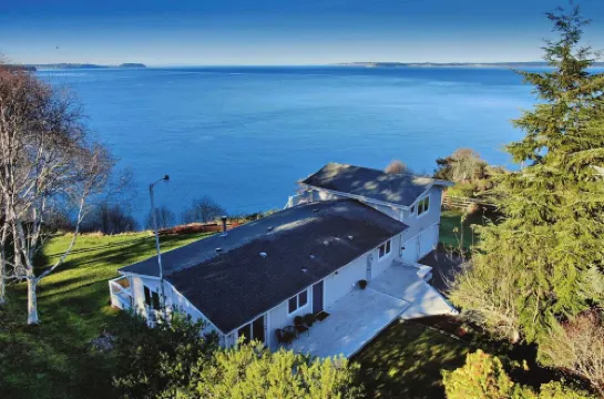Marine View Bluff by AvantStay