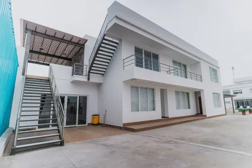 Private Room Next to the Pool w/ Shared Kitchen Hotels in Pedernales