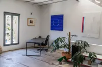 La Bermeja: Terrace with relaxing stargazer bath and stunning views