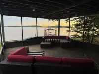 Lake Front House with Private Dock and boat rental available!  Lake Eufala