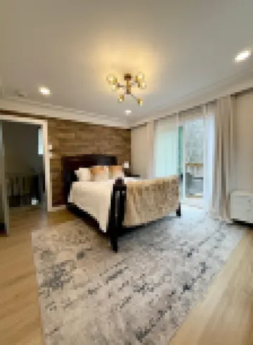 Pocono Chalet with Hot Tub,Game Room,Fireplace, Near Jim Thorpe.