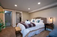 Mountain Adventure Getaway- Cozy 2-room condo in Eden with WiFi and washer/dryer