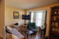 Super Charming 2-Bedroom in Trendy Biddeford Hotels in Biddeford