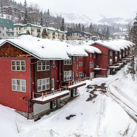 Schweitzer Mountain 3 bd Getaway