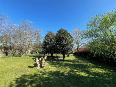 Impressive 18th century farmhouse from Montañes. Отели рядом с достопримечательностью «Royal Ordnance Factory Museum of La Cavada»