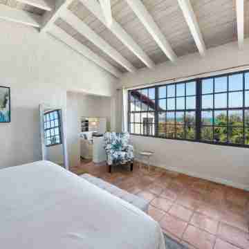 Spectacular ocean view villa with pool Rooms