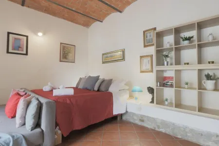 [Two-room apartment on La Stalla farm] pool and wi-fi in Florence Отели в г. Ластра-а-Синья