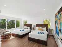 2/2 Beachfront inside Wyndham Resort, Puerto Rico Hotels in Mameyes II