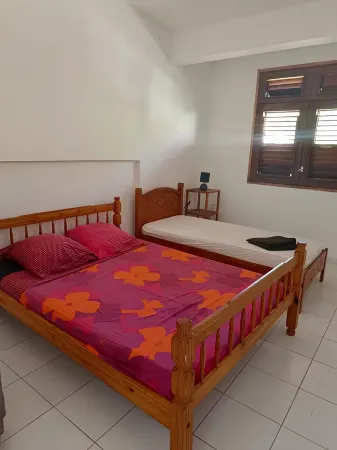 Villa with sea view in the heart of Sainte-Anne