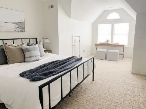 Spacious 3Br/3.5BA Obx Condo • Resort Pool • Near Beach and Sound