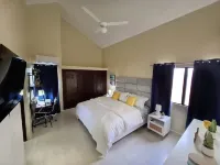 Spacious 2BR, Fast WiFi/Ocean & Mountain Views, Security & Convenience