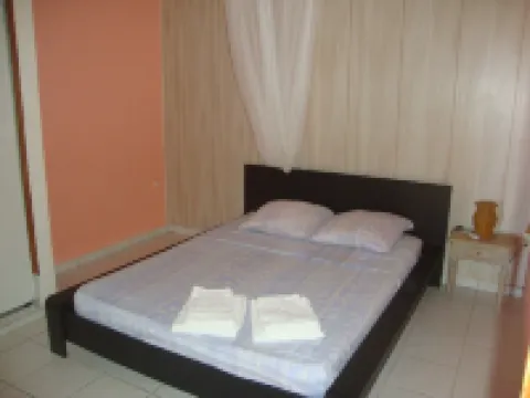 GITES + SWIMMING POOL AND SPA, 5 Mn FROM MALENDURE BEACH AND VIEW OF THE PIGEON ISLANDS Hotel a 