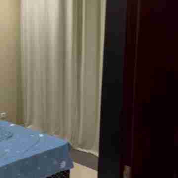 Spacious 4-bedroom apartment with WiFi, AC in charming Bamako Rooms