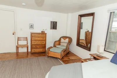 Historic Williams House 2-bedroom downtown Northampton with AC, WiFi Hotel in zona Forbes Library