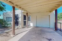 Cozy 3BR Modern Casita in Albuquerque w/ Wifi & Parking