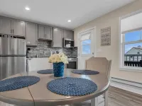 Cozy 1-bedroom condo in Lavallette, located 1 block from beach Ξενοδοχεία στην πόλη Lavallette