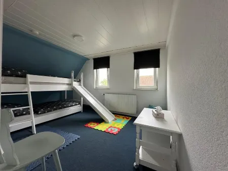 Haus Marilene - Ihr Zuhause auf Zeit mit Viel Platz für Ihre Familie und Hund/e Отели в г. Уттум