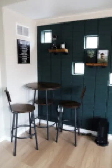 Cozy studio in charming Royal Oak with AC, WiFi