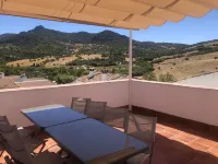 CASA SINCLAIR ..... Spectacular views / Magnificent location Hotels in El Colmenar