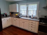 Charming 2-bedroom cottage in serene Erwin with AC, WiFi Hotels in Erwin