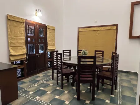 Premium Stay in Wayanad with Amazing Forest Views and Private Infinity Pool.