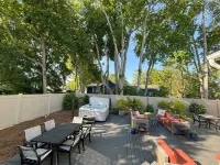 NEW! Charming Cottage, Pet friendly, Hot tub, Dock & Pool Access-2 mi to Beach - 4-Star