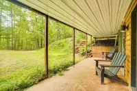 Cozy Wisconsin Cabin w/ Deck, Kayaks & Lake Views! - 3-Star