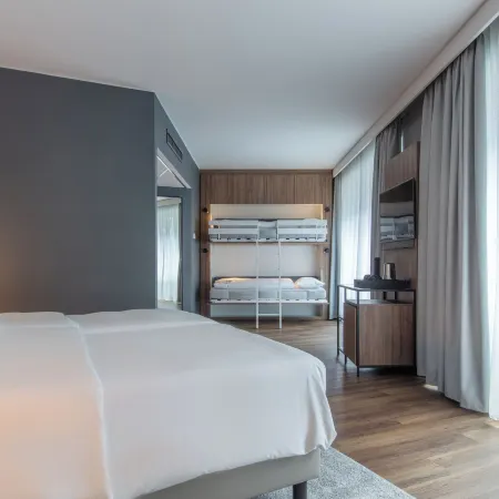 ScanHotels City