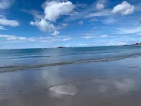 VILLA GRAVELOUP family vacation home, close to the sea and beaches Hotels in Erquy