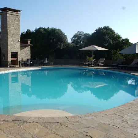 Nyikani House – Safari Stay with Mt. Kenya Views