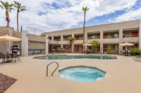 Best Western InnSuites Tucson Foothills Hotel  Suites - Pool