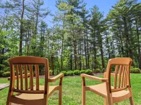 Riverfront Getaway - Mins to Waterparks/Downtown - Private 1st Floor Porches