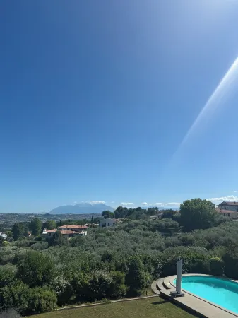 Villa Amyra, your view to dream stay in the beautiful Abruzzo region.