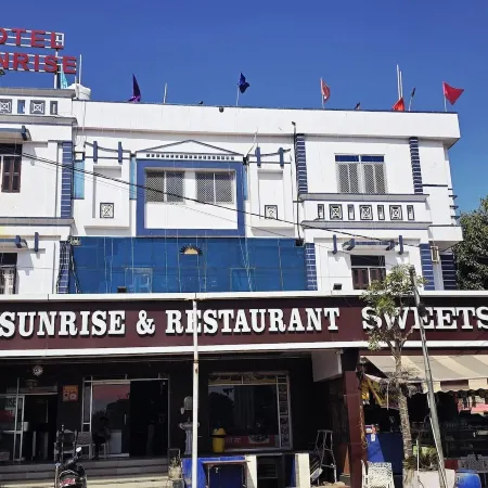 Sunrise Hotel & Restaurant