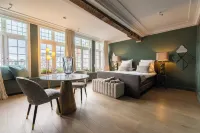 Rooms with A View - balcony