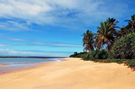 Special Cantin House - Taperapuan Beach Отели рядом с достопримечательностью «Taperapuan»