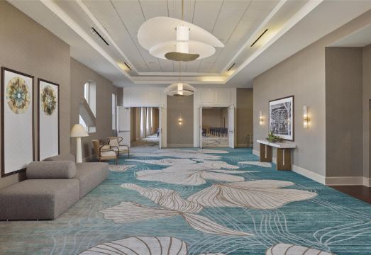 친절한 호텔 직원