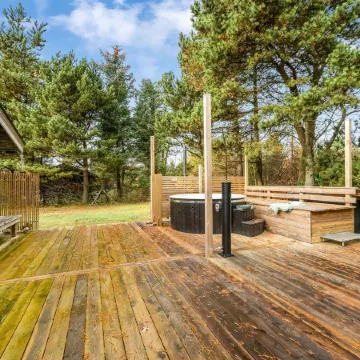 "Toimi" - 500m to the Fjord