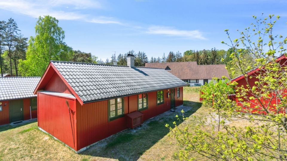 "Gubbe" - 300m from the Sea
